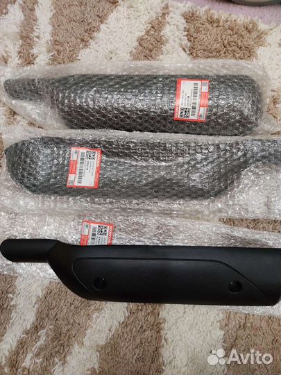 Накладка на глушитель с выступом Honda Dio af62