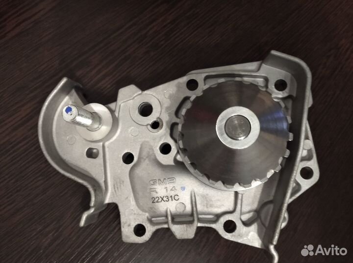 Водяной насос помпа renault logan