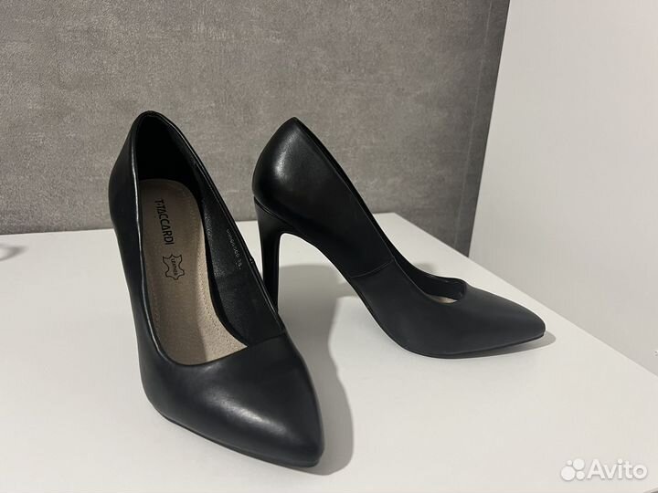 Туфли лодочки женские 38 размер. Новые