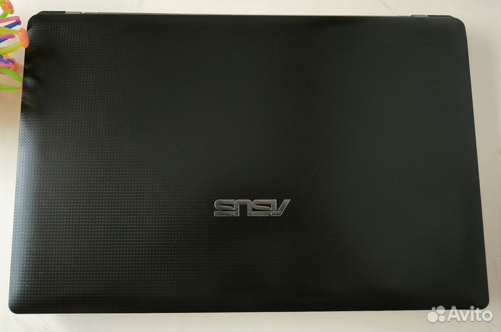 Ноутбук asus i5/4 ядра /как новый