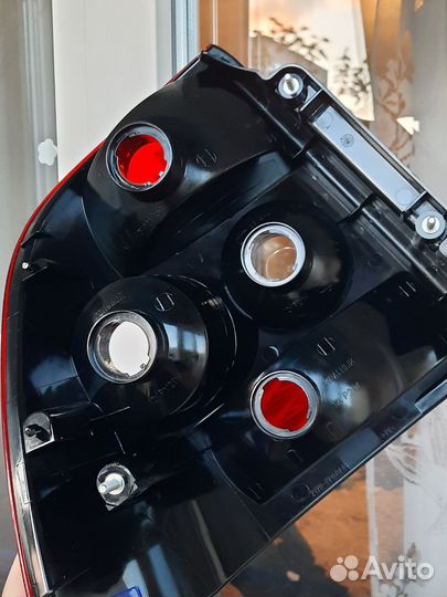 Задний правый фонарь LADA Priora 21703-21723