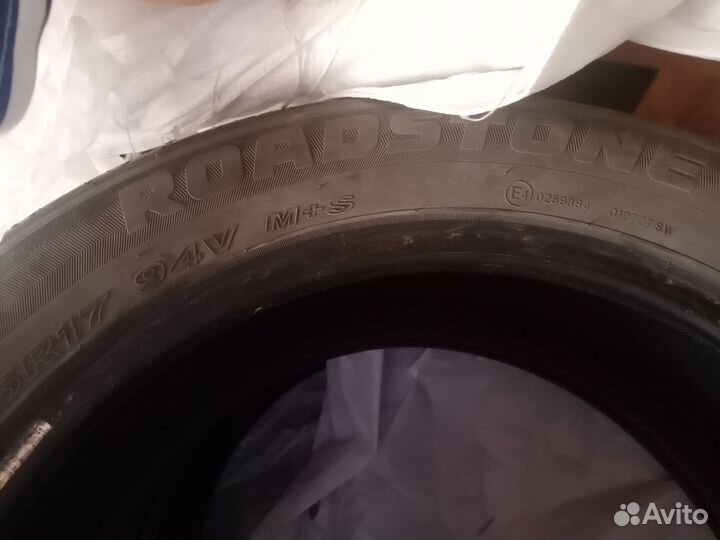 Roadstone Radial A/T(RV) 215/55 R17 94V