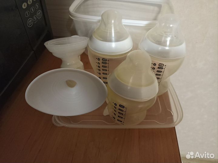 Молокоотсос электрический Tommee Tippee