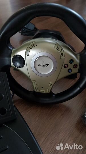 Игровой руль с педалями 2 штуки