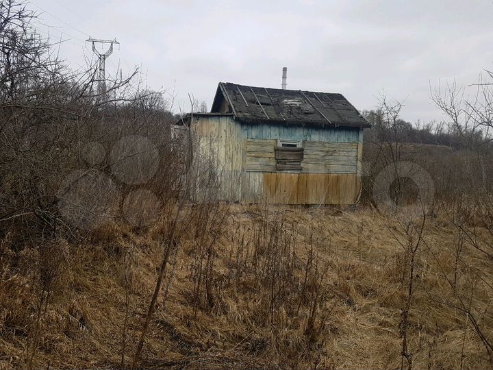 Дача 20 м² на участке 5 сот.