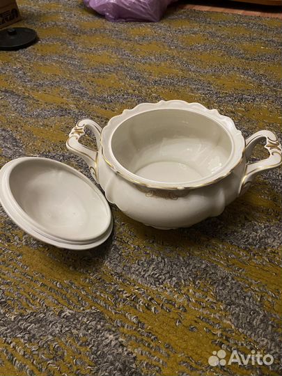 Супник для подачи супа