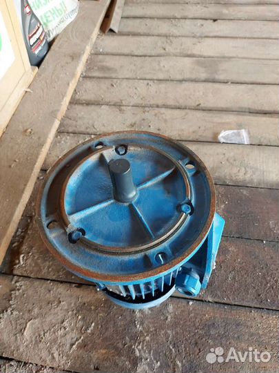 Электродвигатель асинхронный 1.5кW новый