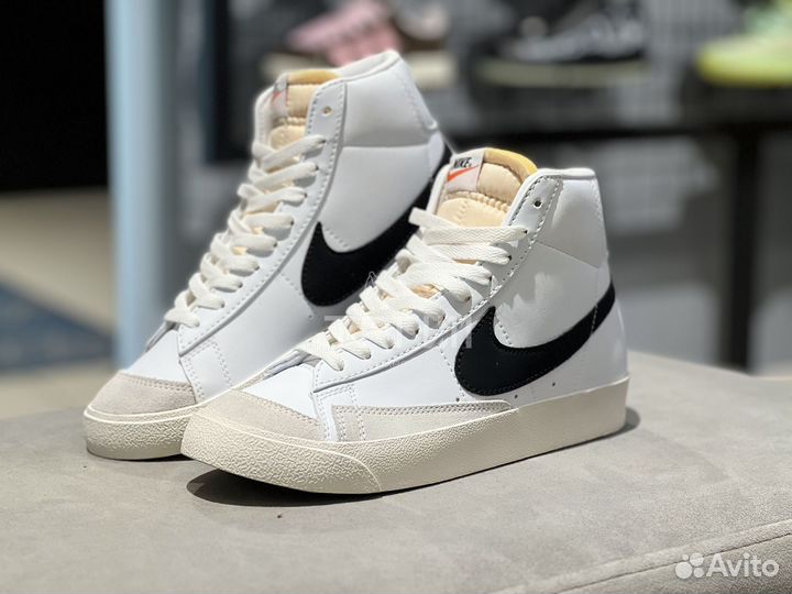 Кроссовки Nike Blazer Mid 77 Vintage White Black