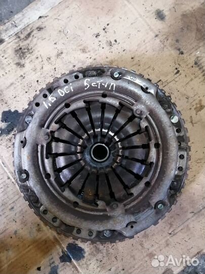 Маховик Под 5 Ступку МКПП 1.5 DCI K9K