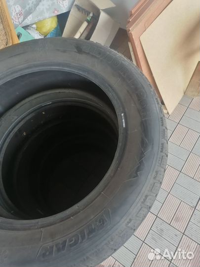 Winter Tact WT 90 215/60 R17 96H