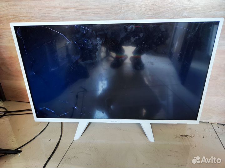 Телевизор Philips 32PHS4032 (Разбор)(По запчастям)