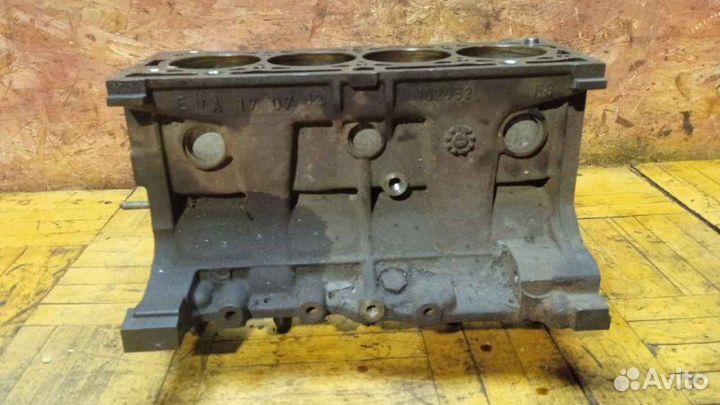 Блок двигателя Renault Logan 1.4