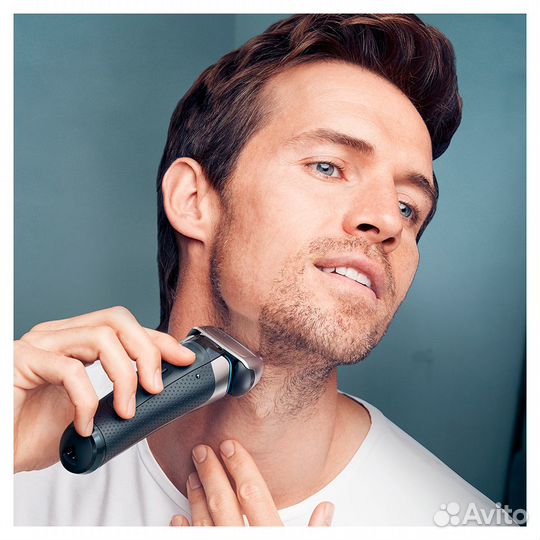 Электробритва Braun Series 8 8390cc новая