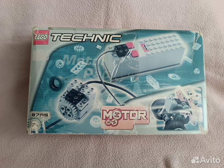 Lego technic 8735 Motor