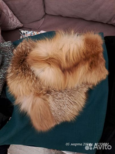 Воротник лисий, на кнопке, б/у