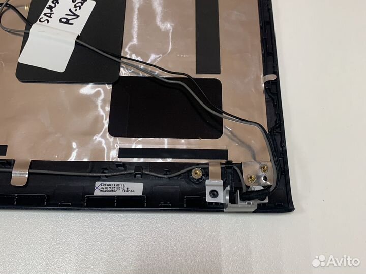 Крышка матрицы ноутбука samsung rv520