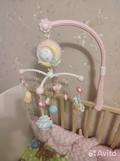 Мобиль на кроватку с проектором