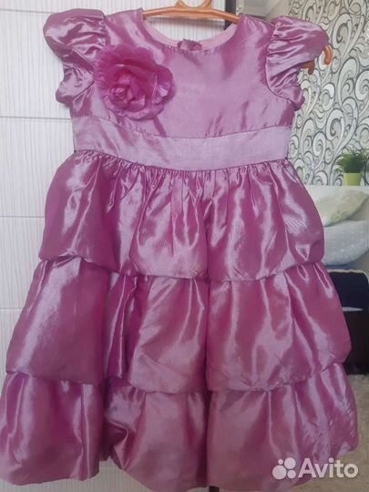 Платье нарядное