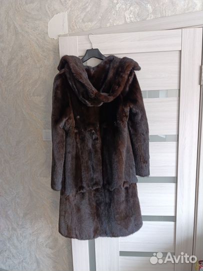 Шуба норковая с капюшоном