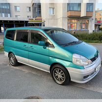 Nissan Serena 2.0 CVT, 2000, 278 398 км, с пробегом, цена 575 000 руб.