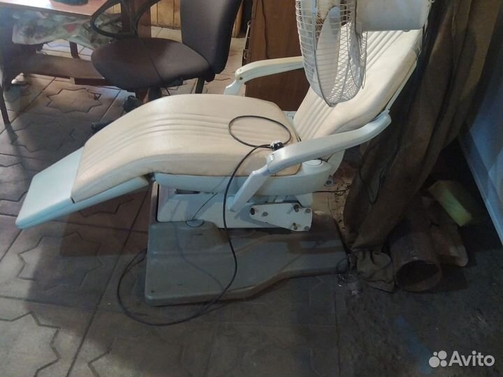 Стоматологическое кресло бу