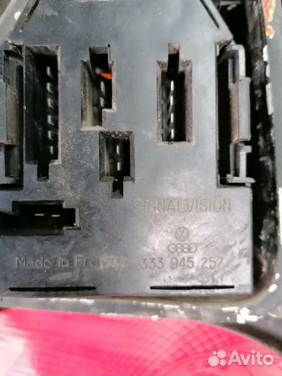 Задний левый фонарь passat b3 универсал