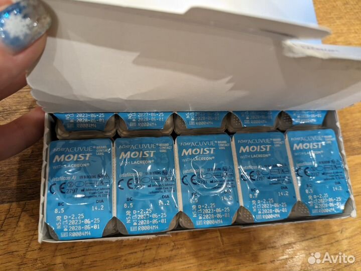 Контактные линзы Acuvue 1 day moist (90штук) -2,25