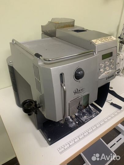 Кофемашина saeco