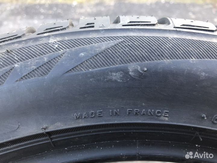 Bridgestone Blizzak LM-32 215/50 R17