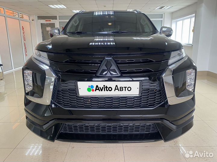 Mitsubishi Montero Sport 3.0 AT, 2022, 15 300 км