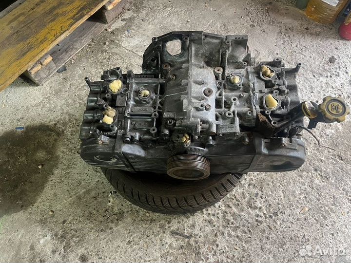 Двигатель Subaru Legacy 2 EJ20