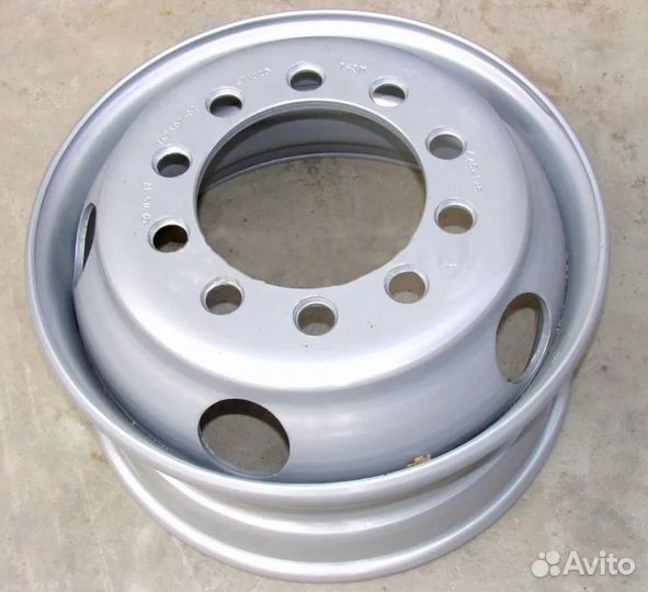 Диск грузовой 17,5*6,75 10 отв. на трал