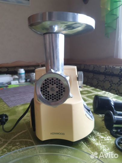 Мясорубка электрическая Kenwood