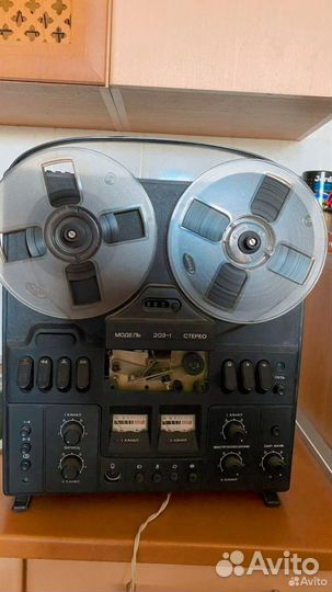 Катушечный магнитофон