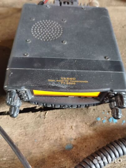 Yaesu FT-8800R