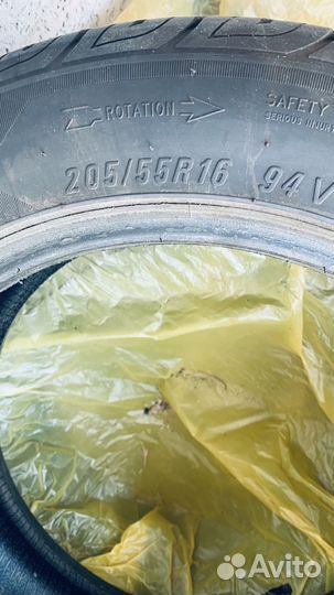 Maxxis MA-Z4S Victra 205/55 R16 94