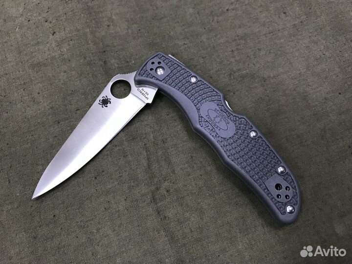 Складной нож Spyderco Endura 4 серый