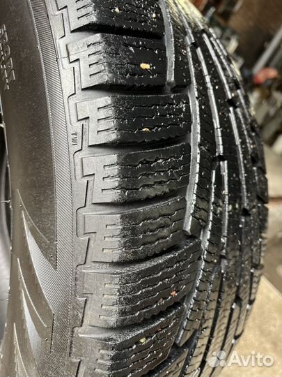 Nokian Tyres Hakkapeliitta R 285/60 R18