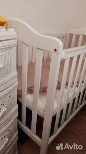 Детская кроватка