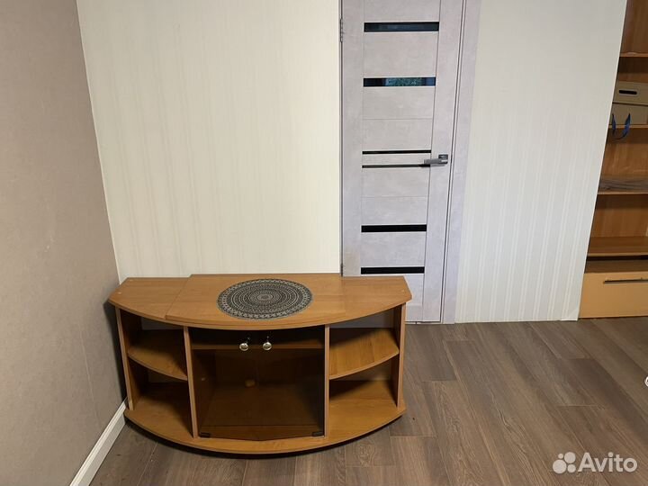 Тумба под телевизор