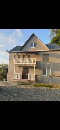 Дом 180 м² на участке 5 сот.