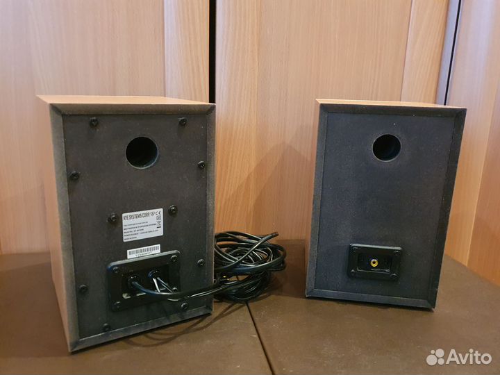 Акустическая система Genius SP-HF350X 2.0 Wood