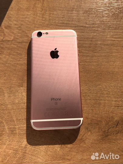 Телефон iPhone 6s