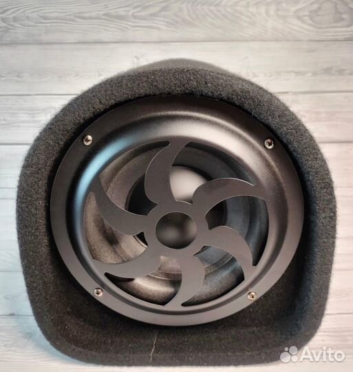 Активный сабвуфер Pioneer 1600W A8652