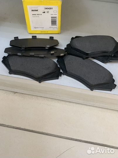 Тормозные колодки передние Mazda RX8 Textar