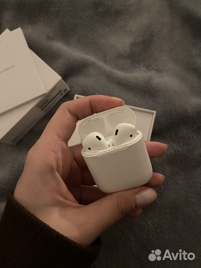 Беспроводные наушники apple airpods