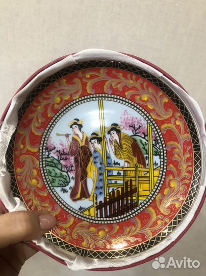 Тарелки фарфор