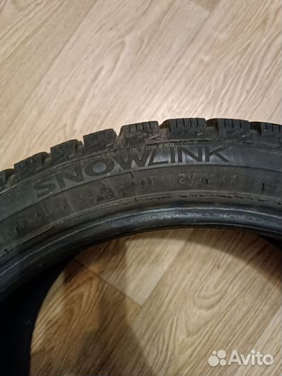 Triangle Snowlink TWT02 235/40 R18