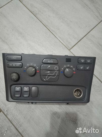 Центральная панель volvo s80