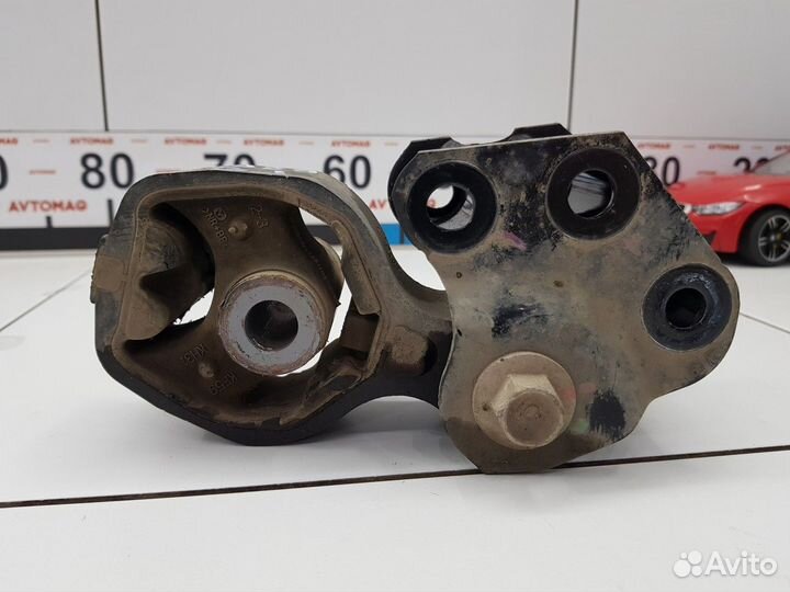 Опора двигателя задняя (Mazda 6)